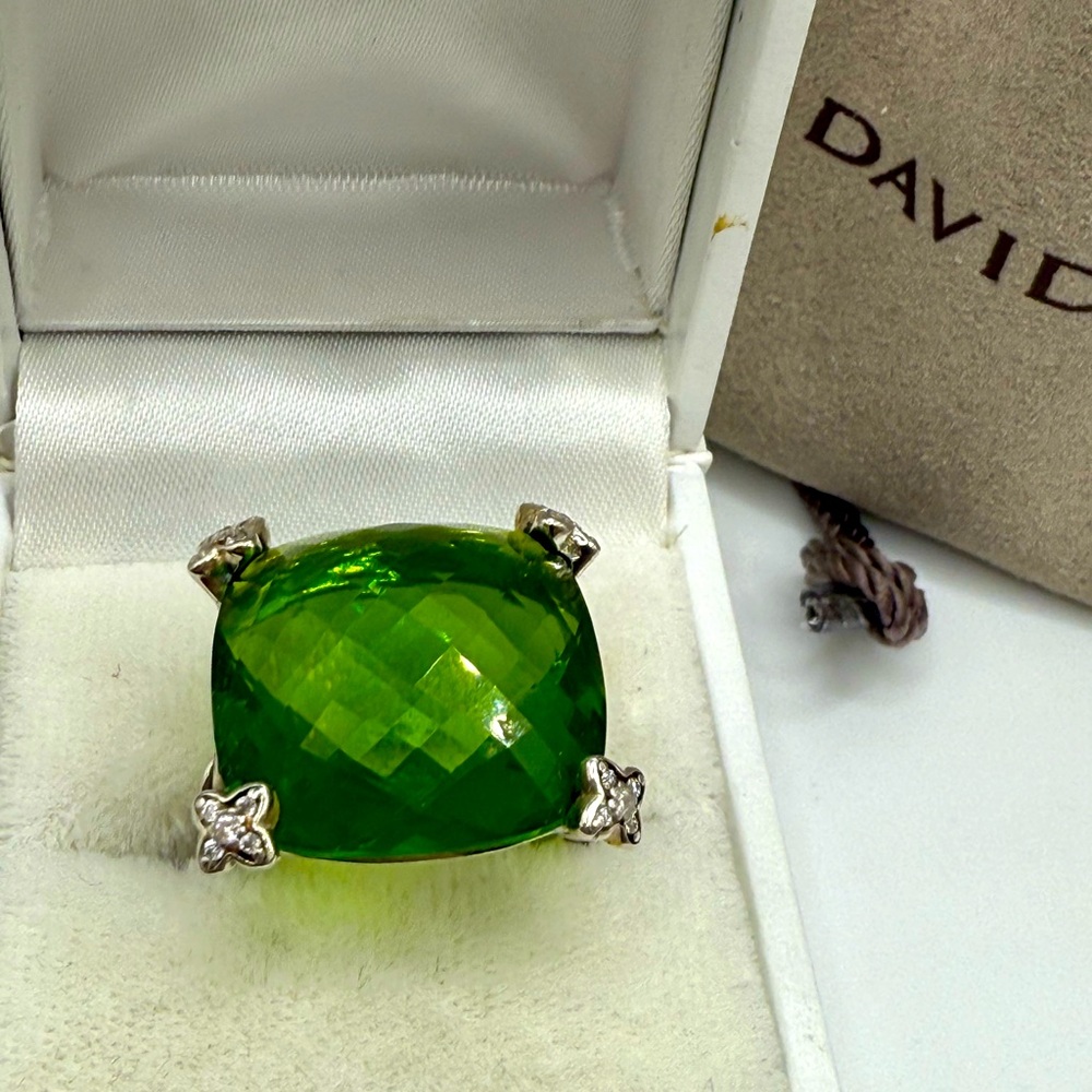 David Yurman Peridot Fab Statement Ring - Picture 5 of 6